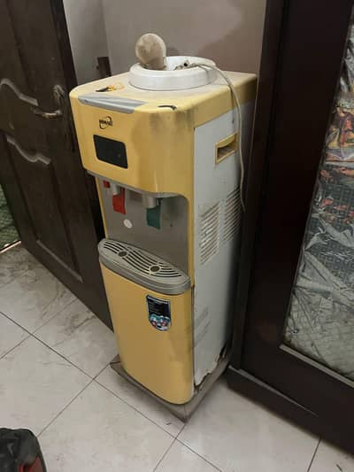 water dispenser