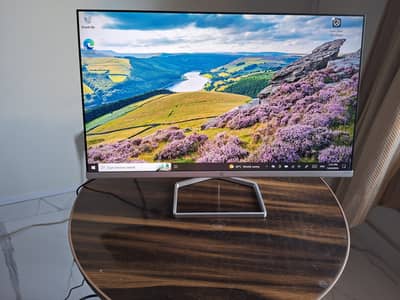 HP 24" IPS Monitor | Borderless Anti-Glare Ultra-Thin (Silver/White)