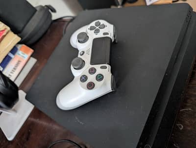 Playstation 4 slim (1 TB) for sale