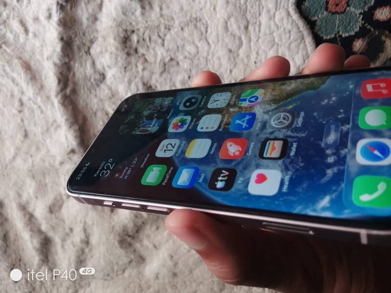 Apple iPhone 13 3