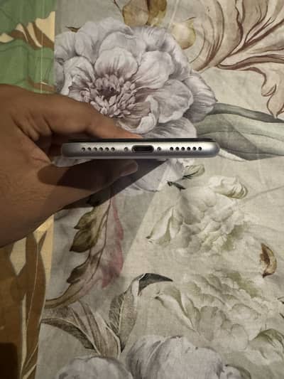 Apple iPhone SE