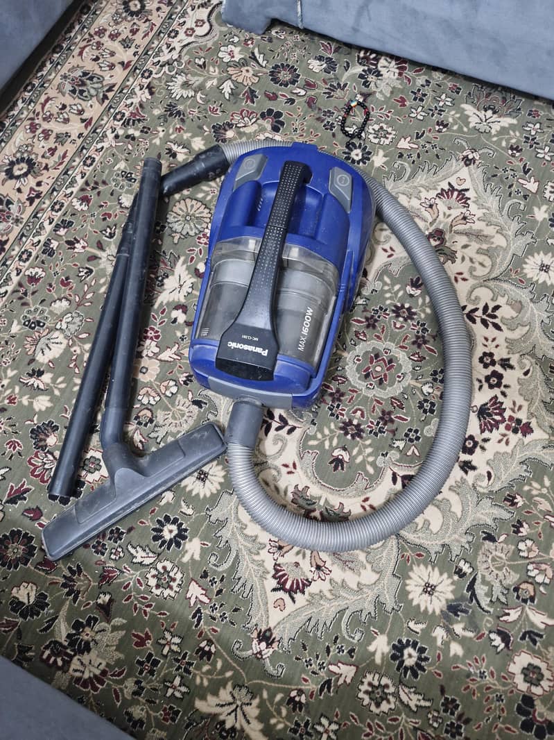 vacuum cleaner 0