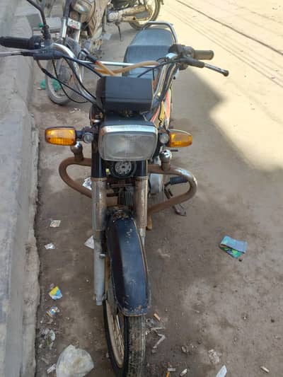 HONDA CD70 NUT TO NUT GENUINE first owner