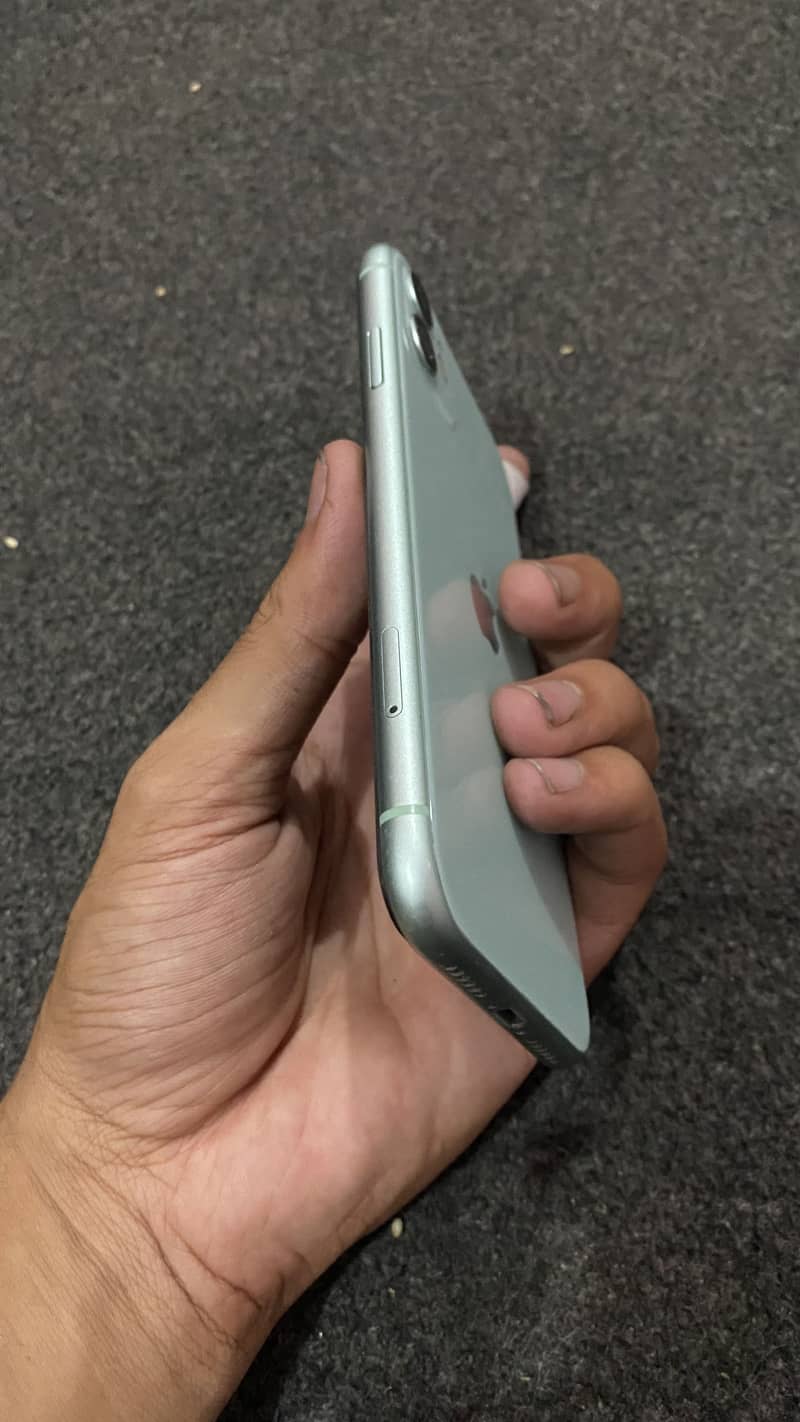 Apple iPhone 11 1