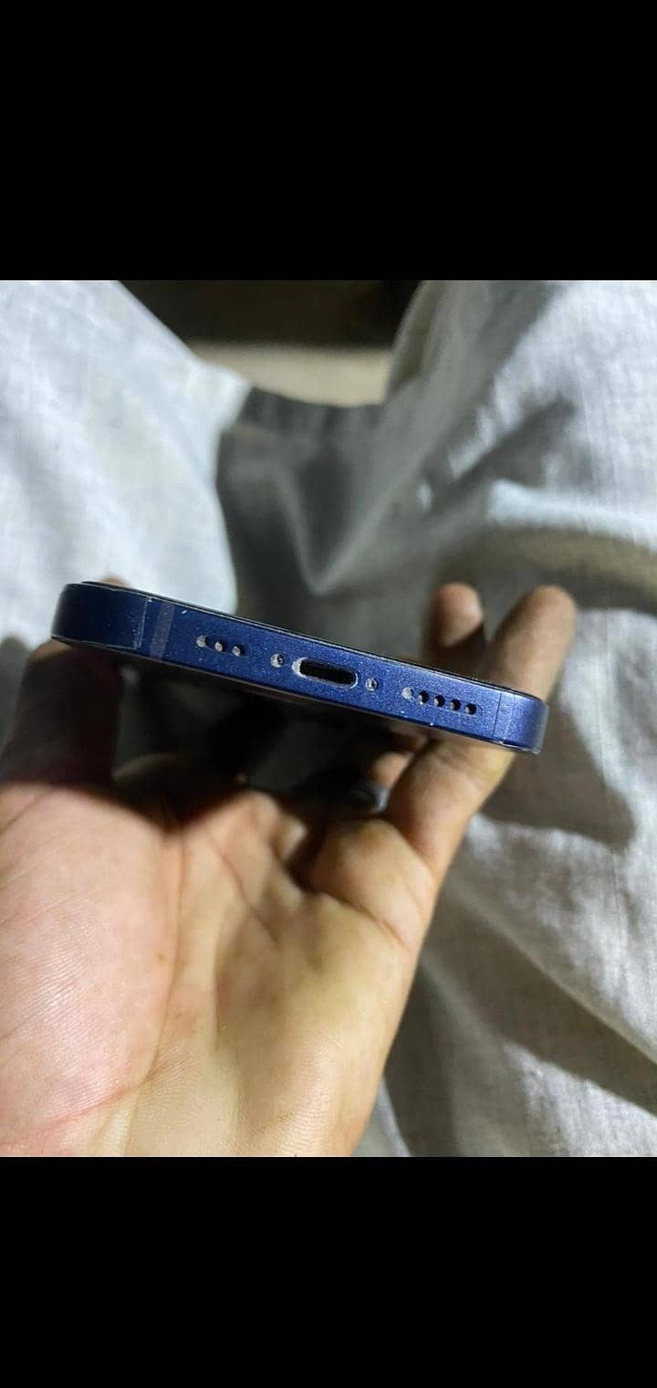 Apple iPhone 12 5
