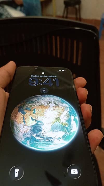 Black Iphone 13 with box in 10/10 condition water pack available