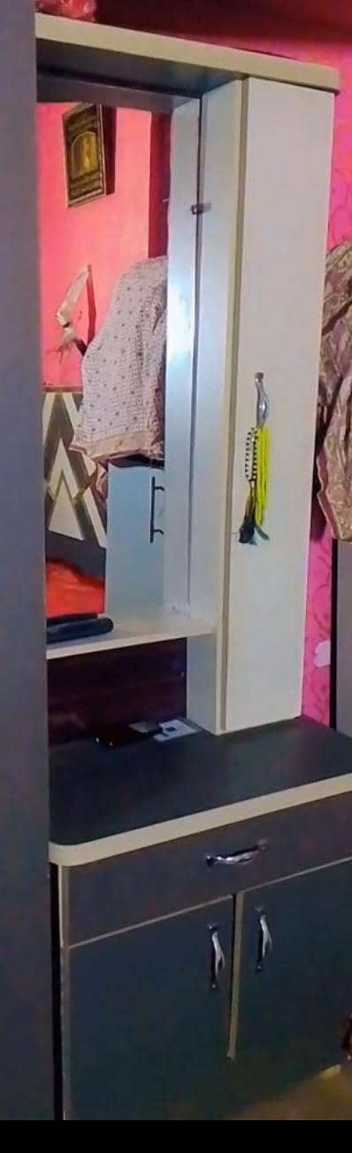 4 items 3