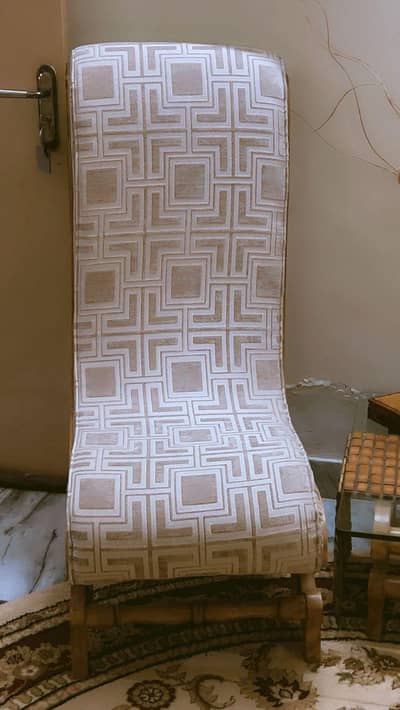 bedroom chairs with centre table . 2× chairs and 1× table