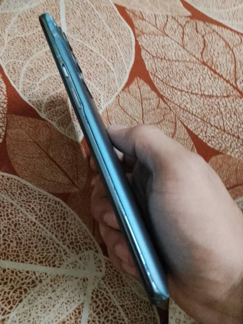 One Plus 9 Pro 7