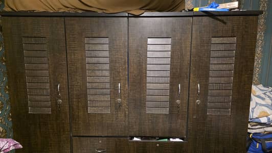 wooden wardrobe in very good condition.