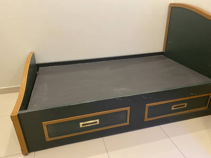 Single beds 3