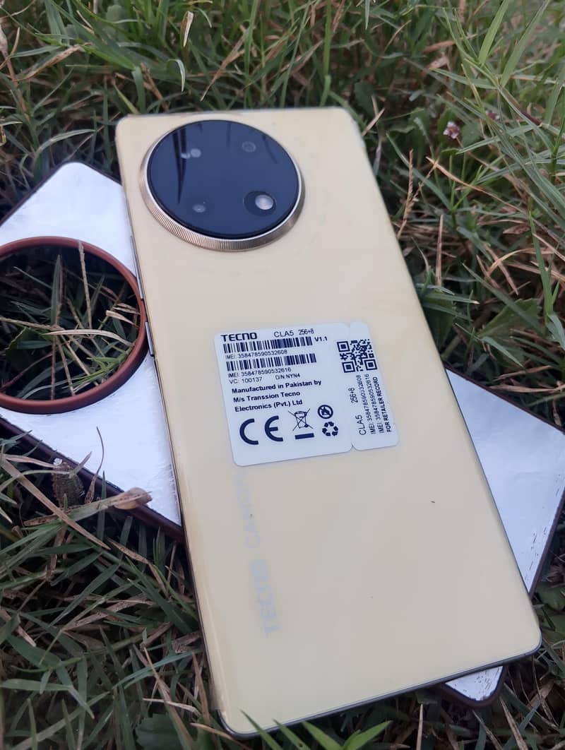 Tecno CAMON 30S 1