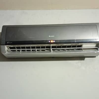 Gree inverter ac used good condation