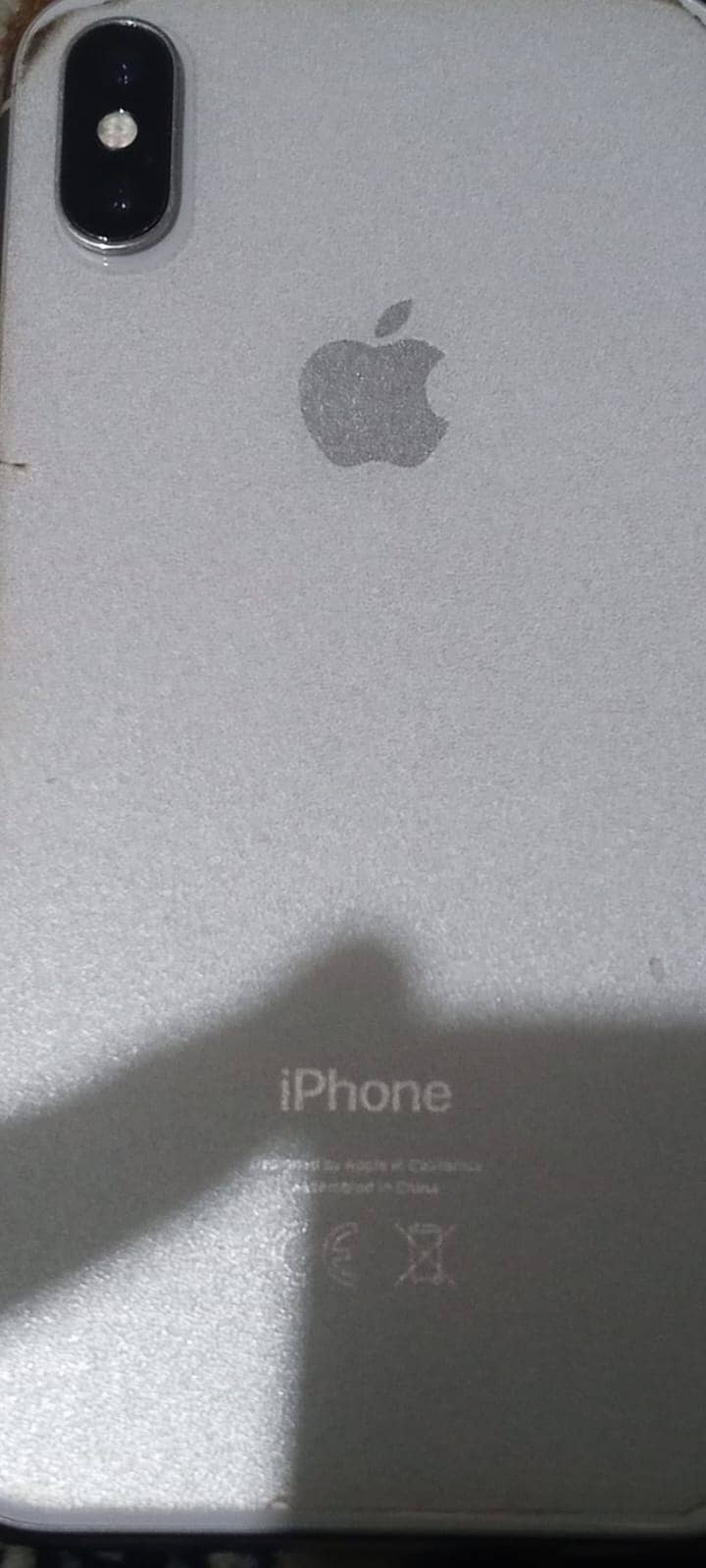 Apple iPhone X 3