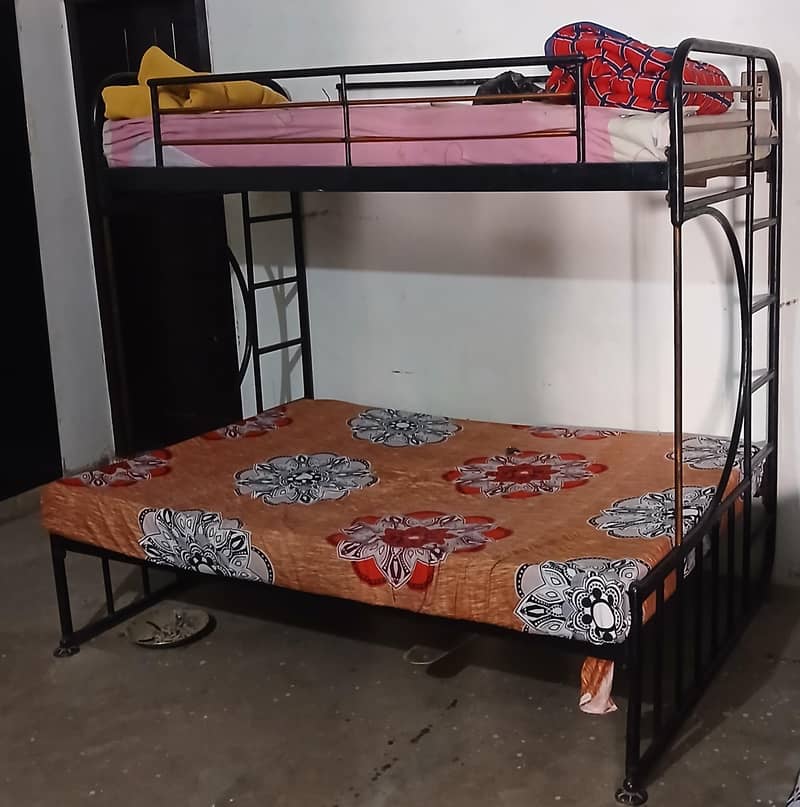 double bed 0