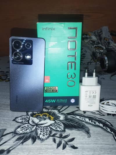 Infinix Note 30