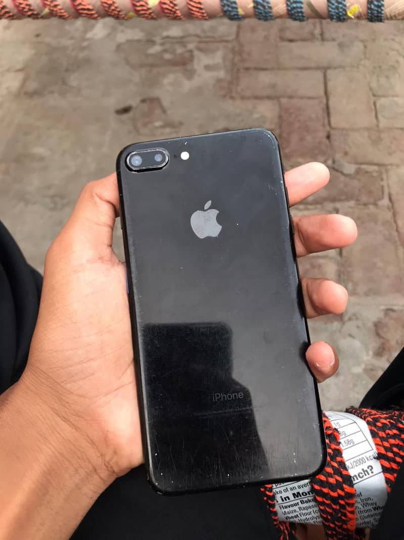 Apple iPhone 7 Plus 7