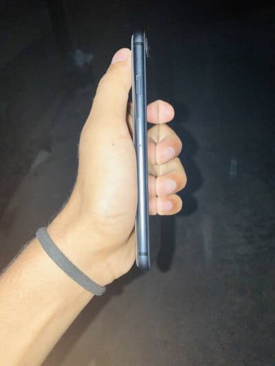 Apple iPhone 8
