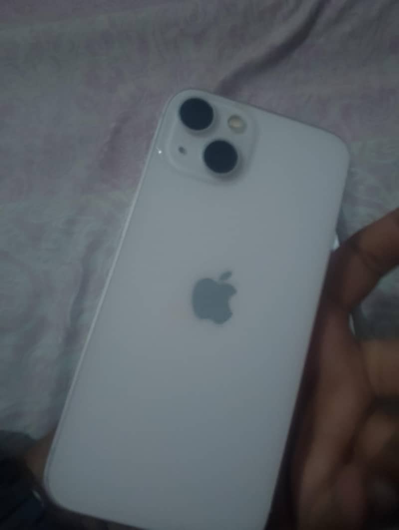 Apple iPhone 13 5