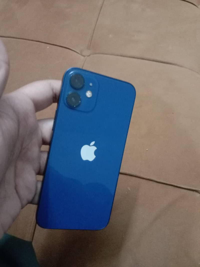 Apple iPhone 12 mini 0