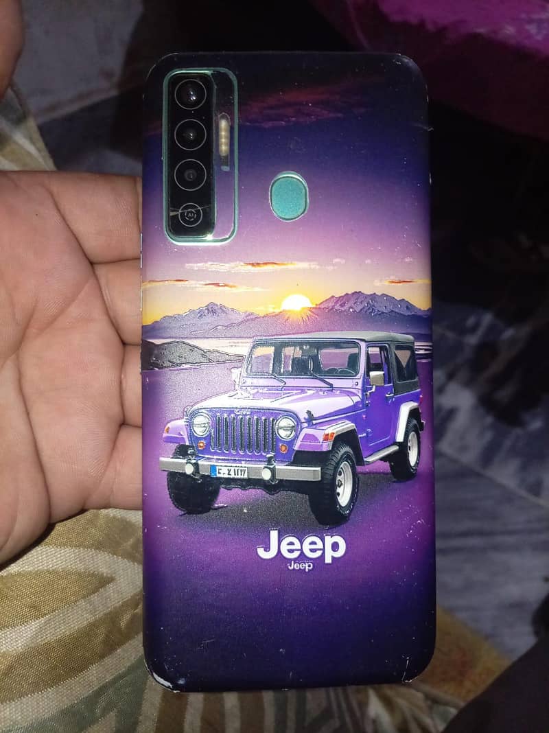 Tecno CAMON 17P 1