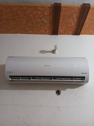Orient DC inverter