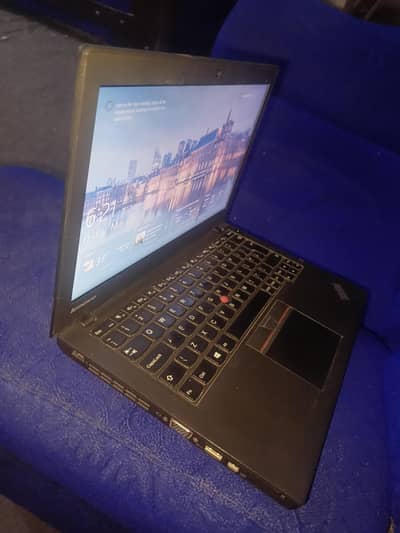 Lenovo ThinkPad Core i5 5th Gen | 8GB RAM | 128GB SSD | Windows 10 Pro