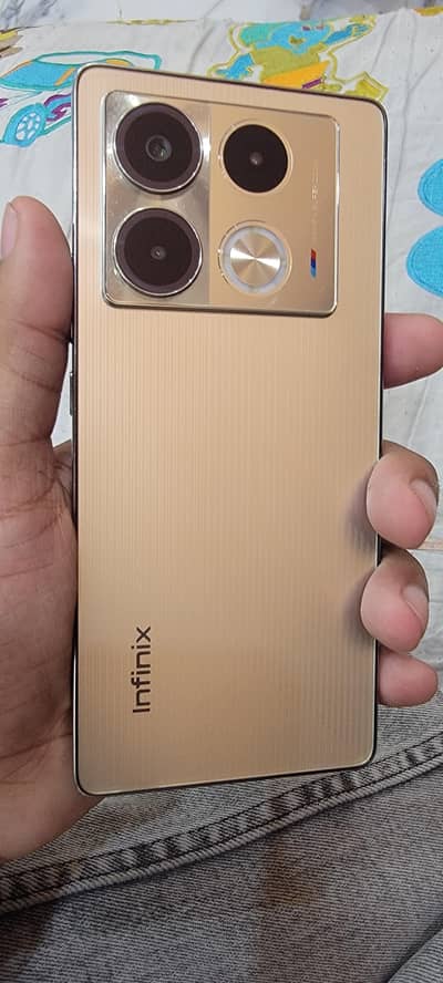 Infinix Note 40
