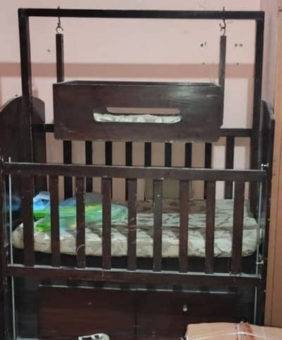 baby cot