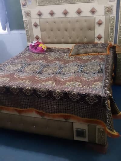 BED IN GOOD CONDITION