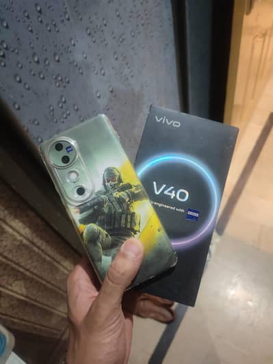 vivo v40