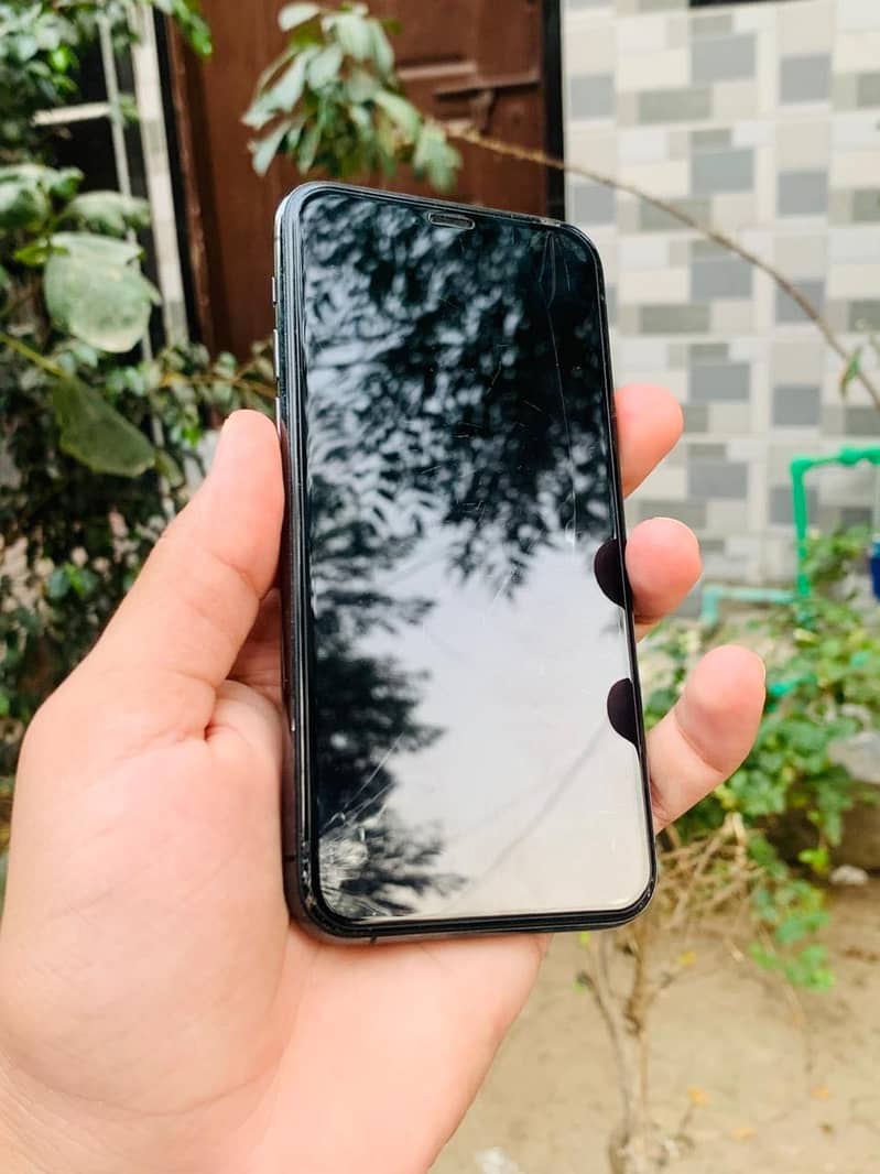 iPhone 11 Pro 64gb 3