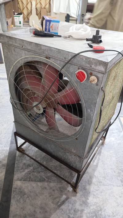 Awami Colar good condition