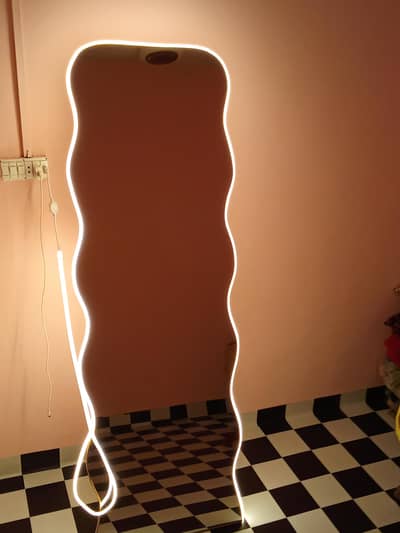 Stand mirrors/ Normal mirrors/ All variety available
