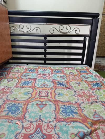 Single bed with mattress