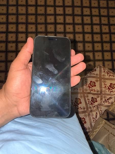 iPhone 15 pro max 3