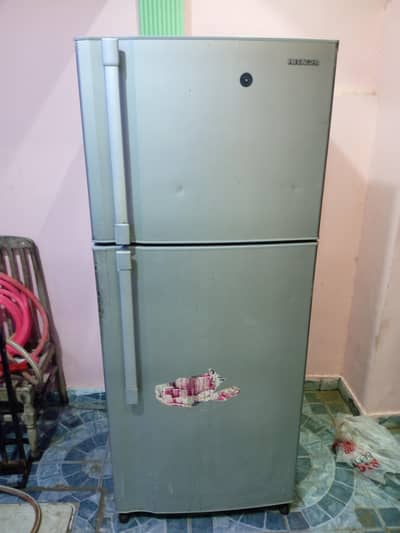 Hitachi Fridge