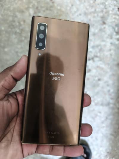 Docomo F52 Arrows 8-128