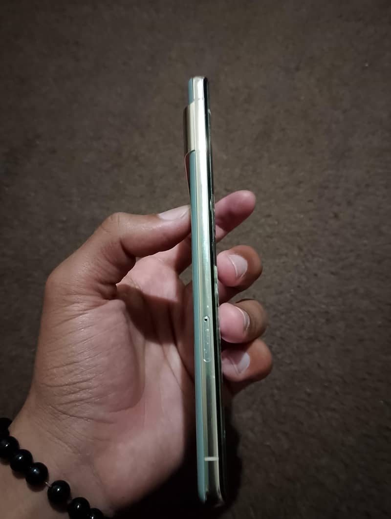 Google pixel 7 pro 2