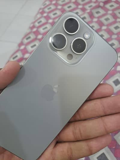 Apple iPhone 15 Pro Max