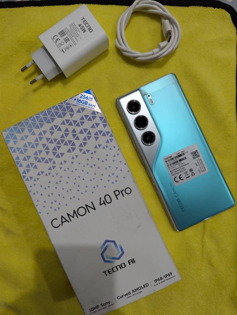 Tecno CAMON 40 Pro 2