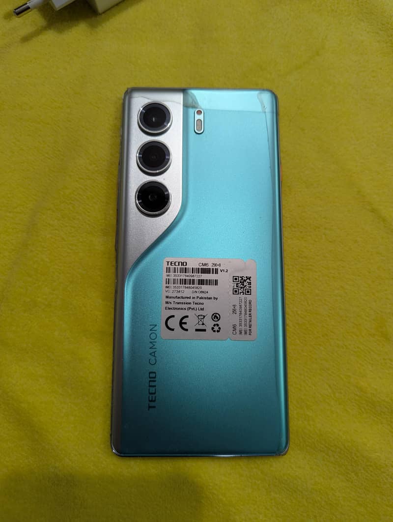 Tecno CAMON 40 Pro 3
