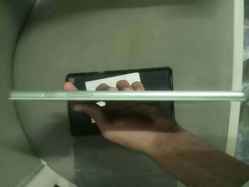 Sell tablet argent need ha chance me dedu ga Ajo jaldi 1