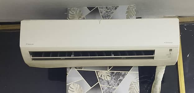 Daikin Inverter Air Conitioner 1.5 ton