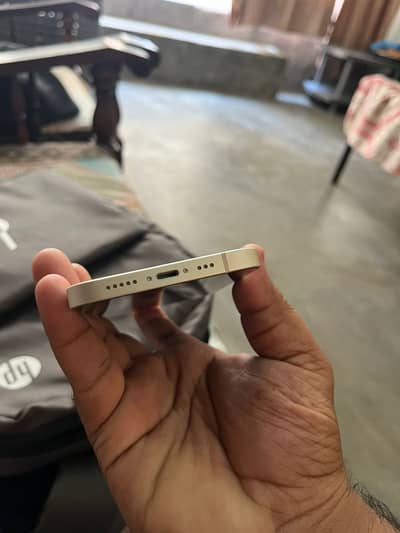 Apple iPhone 13 10/10 PTA Offical