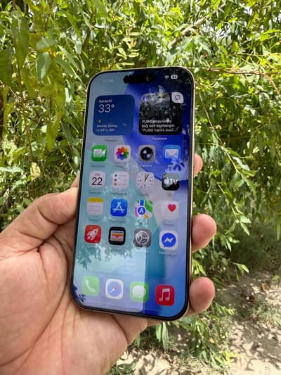 Apple iPhone 16 Pro