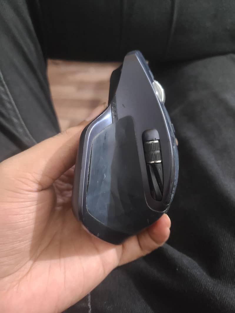 Logitech MX Master 2S  Mouse 3