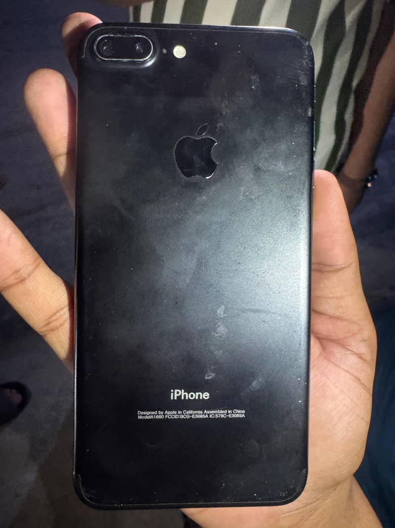 Apple iPhone 7 Plus 0