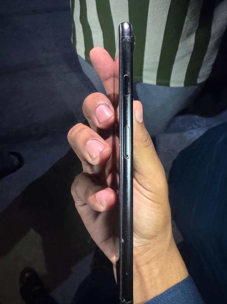 Apple iPhone 7 Plus 7