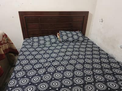 dubble bed with medicated mattress